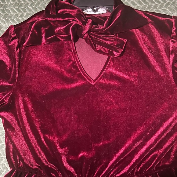 Crushed velvet Christmas red dress - Picture 2 of 9